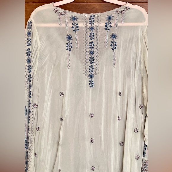 Stunning Johnny Was Silk Embroidered Top - Picture 3 of 8